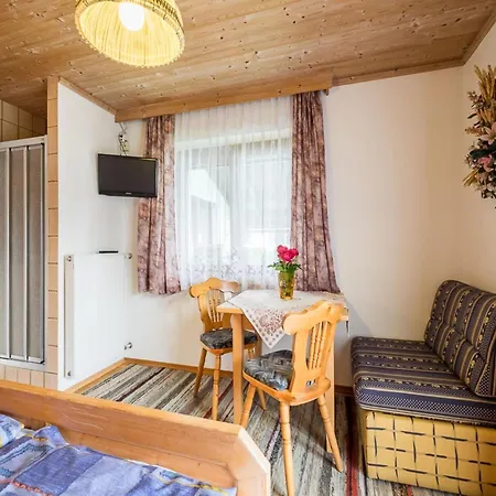 Vintage In Near Area 公寓 菲根