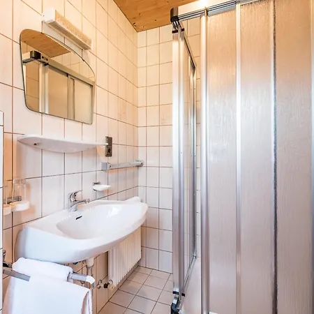 Vintage In Near Area 菲根