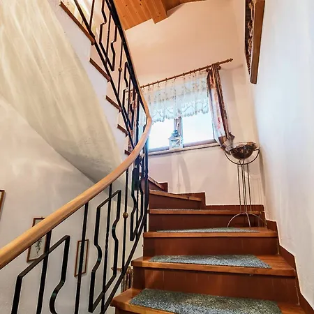 Vintage In Near Area * Fügen